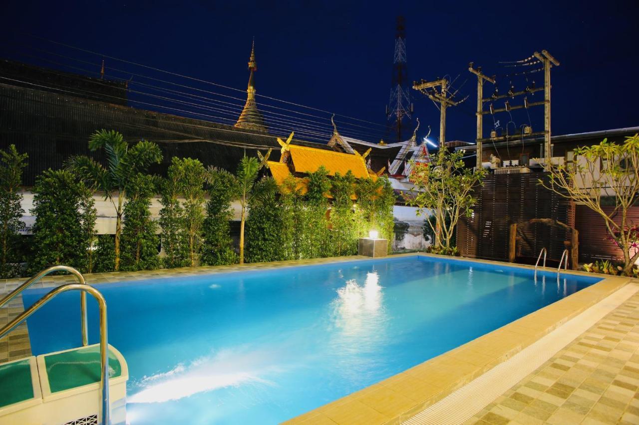 Thapaeplacehotel เชียงใหม่ ภายนอก รูปภาพ
